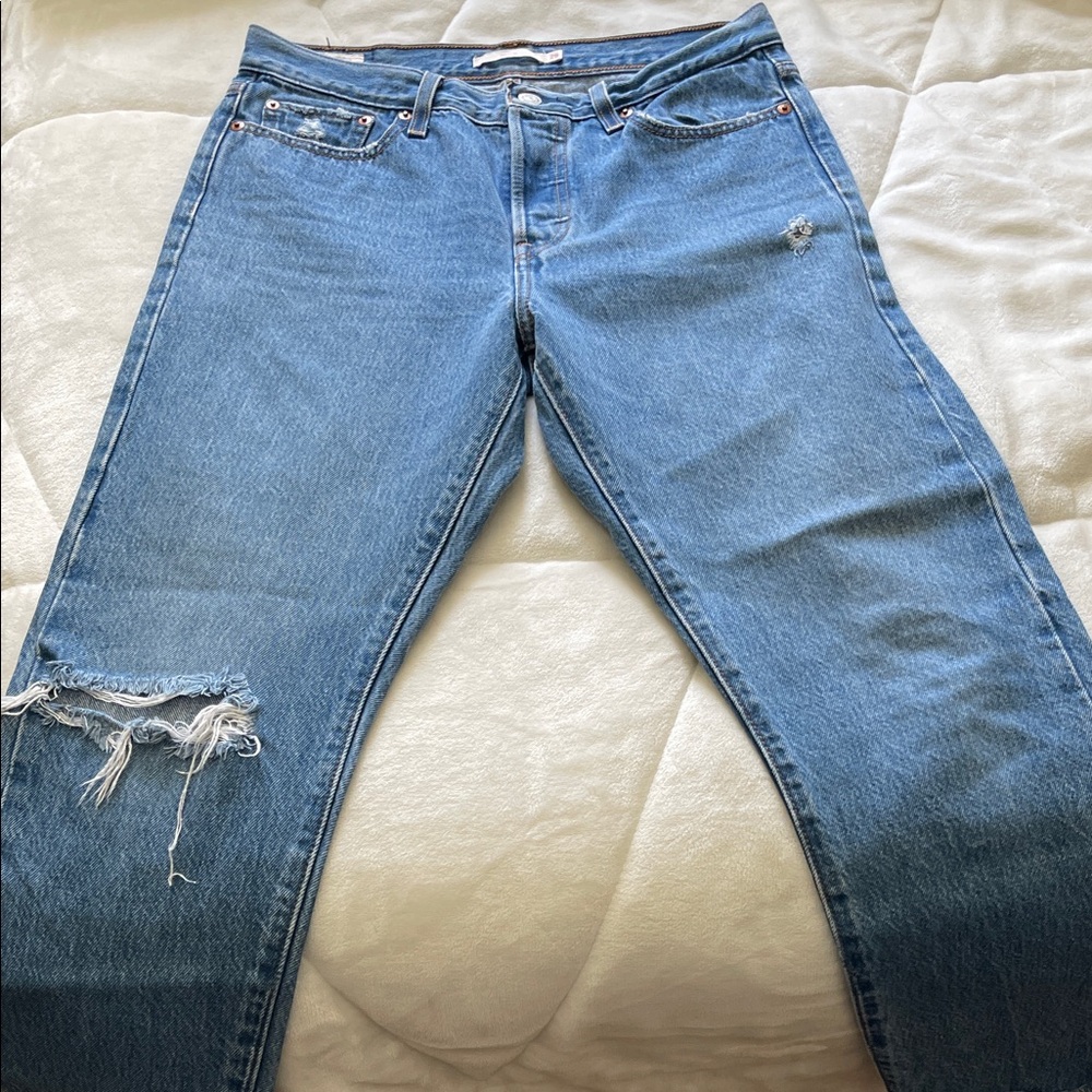 Levi’s Wedgie